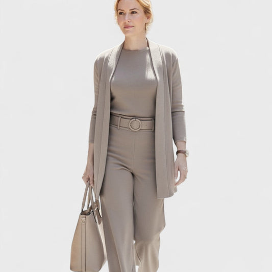 Conjunto de tres piezas para mujer