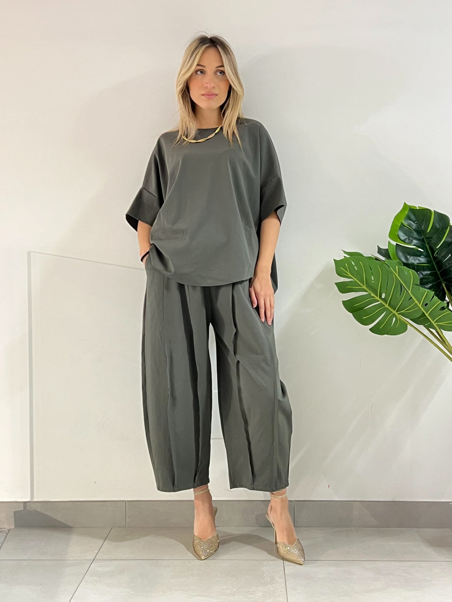 Mono cruzado estilo Kimono